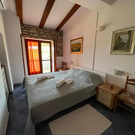 Charming With Pool In Barbariga