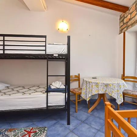 Apartment Charming With Pool In Barbariga Peroj
