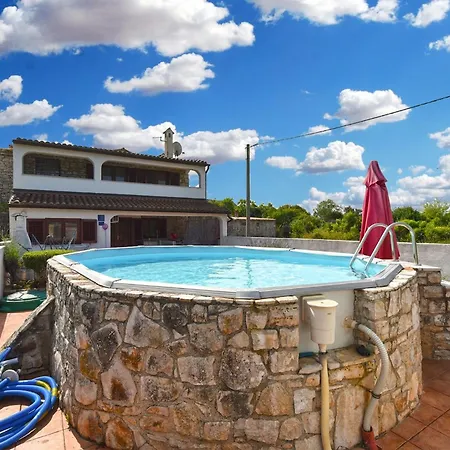 Charming With Pool In Barbariga * פרוי