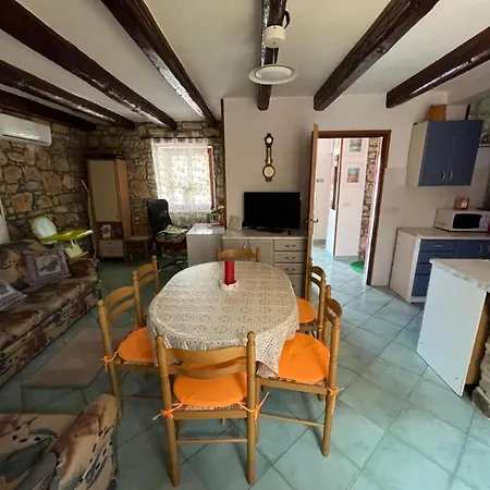 Charming With Pool In Barbariga Apartament *