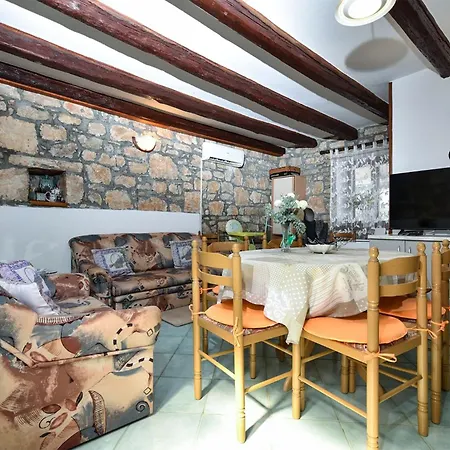 Charming With Pool In Barbariga * Peroj