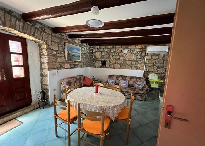 Charming With Pool In Barbariga Peroj