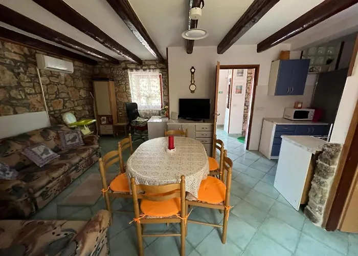 Charming With Pool In Barbariga Appartement *