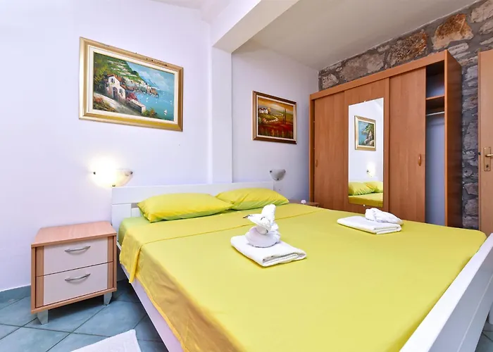 Charming With Pool In Barbariga Appartement Peroj